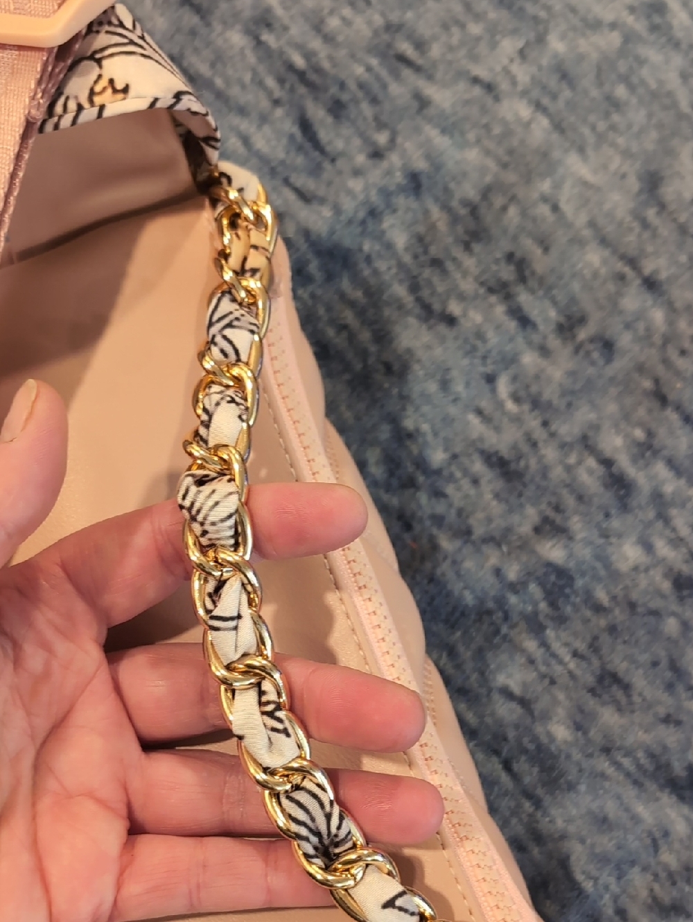 NWOT Steve Madden Quilted Pink Chain-Accent Belt Bag - Picture 9 of 9